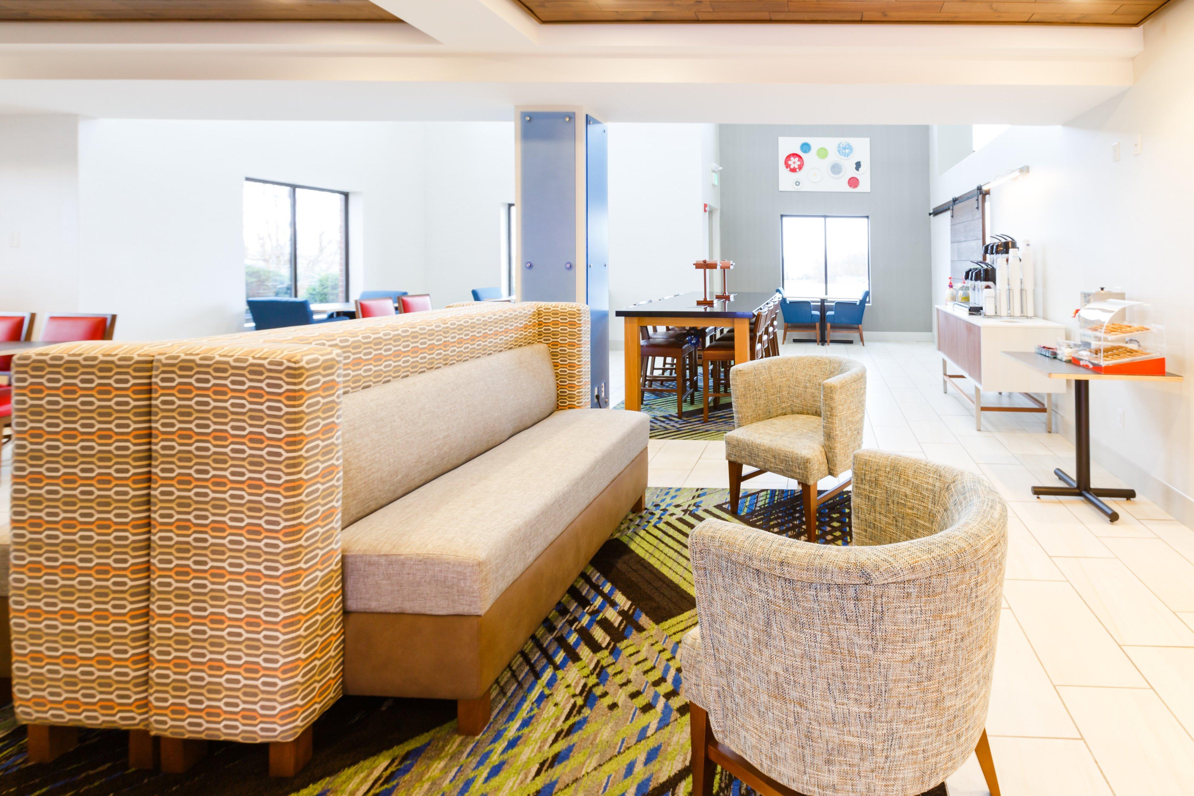 Holiday Inn Express & Suites Shelbyville By Ihg Экстерьер фото