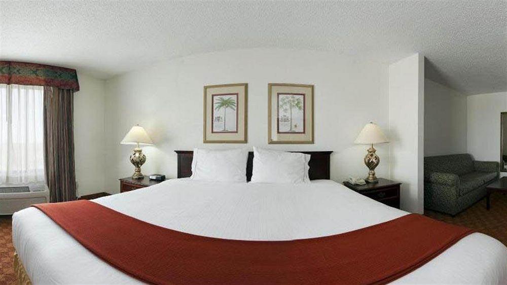 Holiday Inn Express & Suites Shelbyville, An Ihg Hotel Экстерьер фото