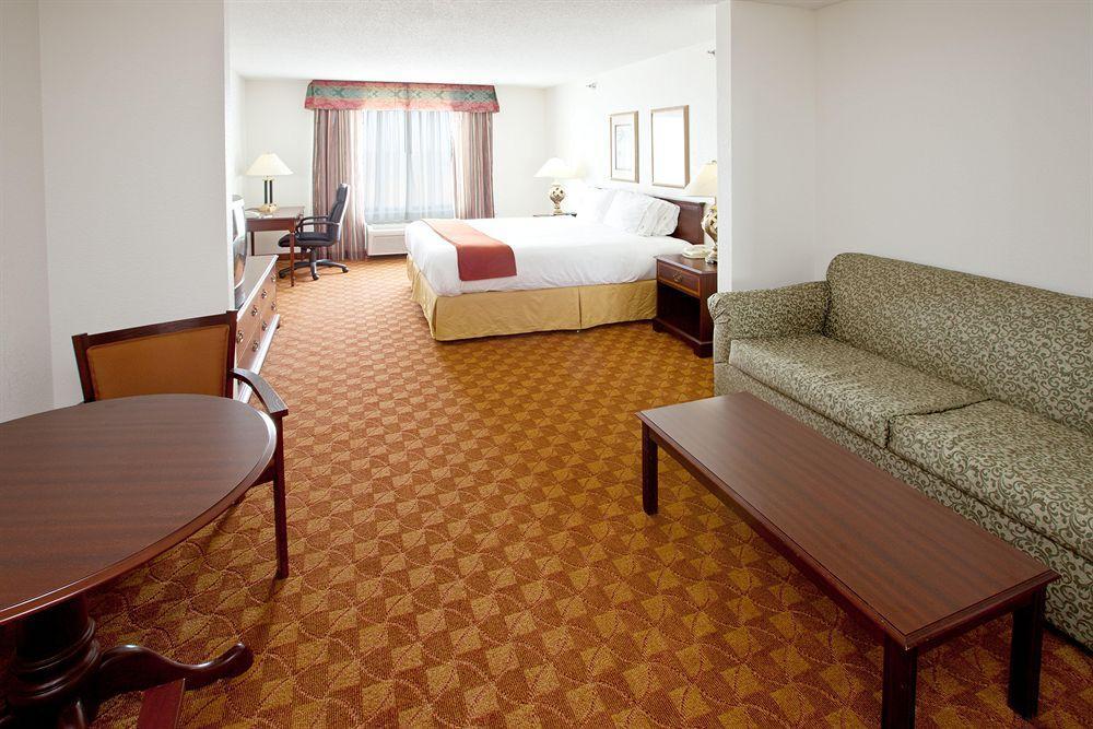 Holiday Inn Express & Suites Shelbyville, An Ihg Hotel Номер фото